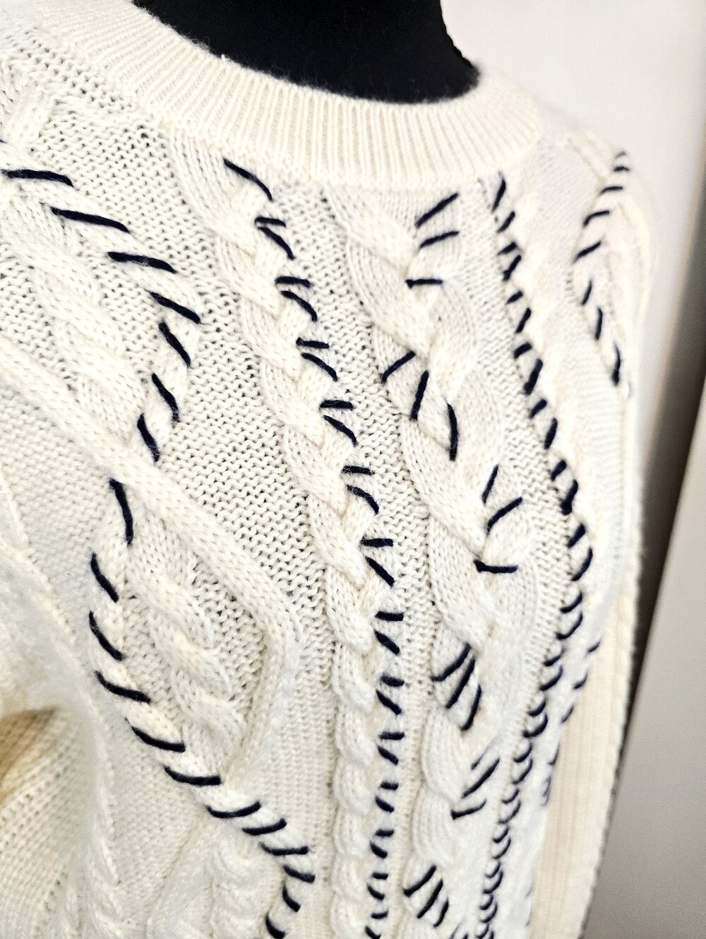 & Other Stories Paris Atelier Cream Cable Knit Wool Sweater Navy Whipstitch - Picture 6 of 10